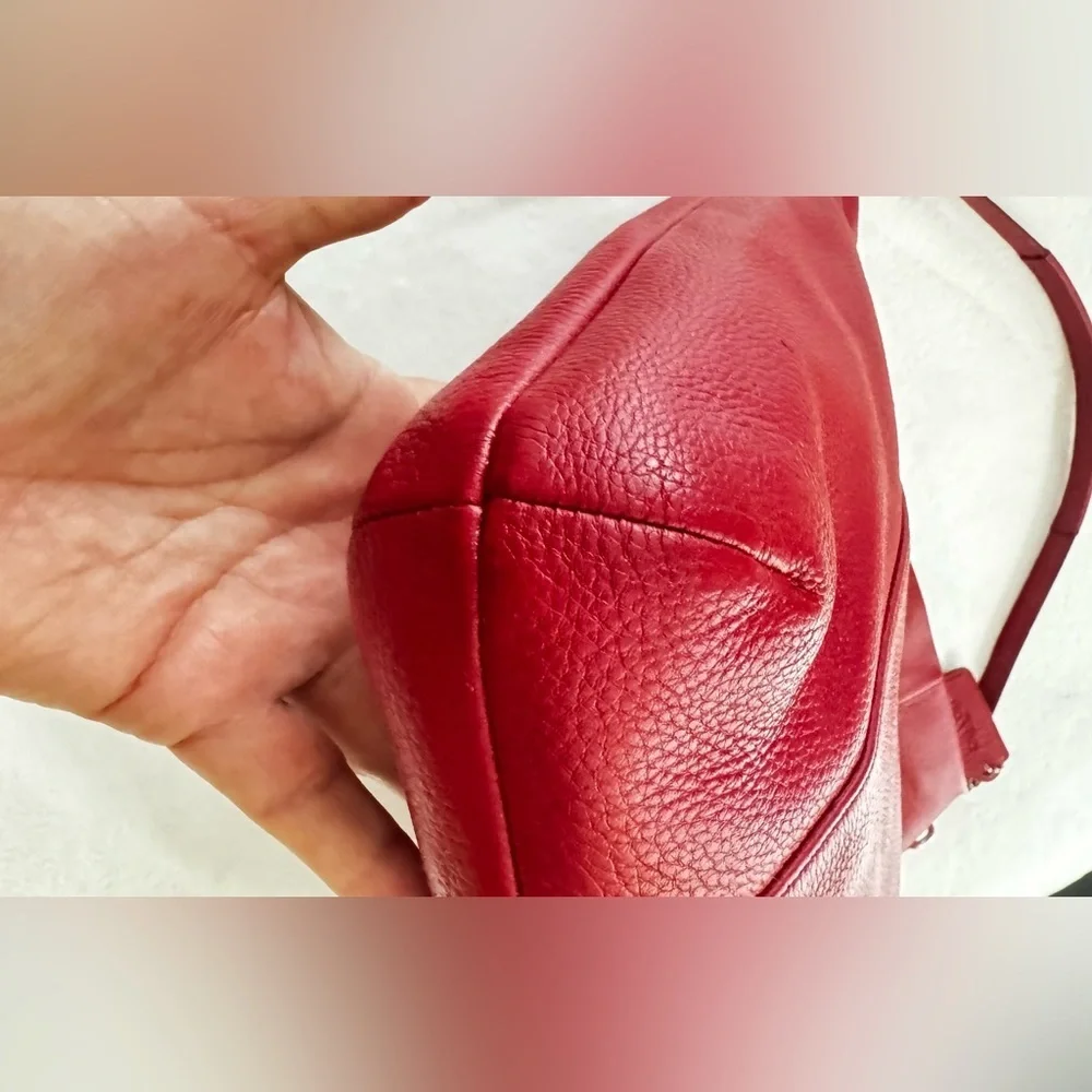 COACH Isabella Vibrant RED Leather Bag Shoulder Pebble Gold Hardware Handbag.